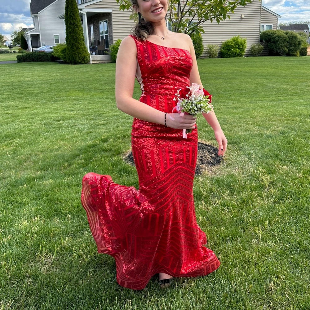 red prom/hoco dress size 2